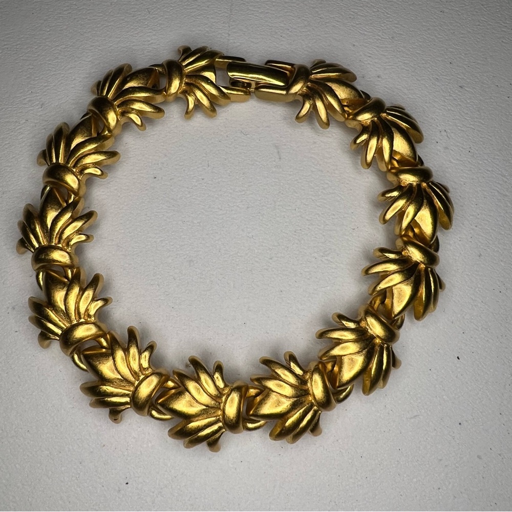 Vintage Monet 1960’s Brushes Matte Gold Tone Bracelet